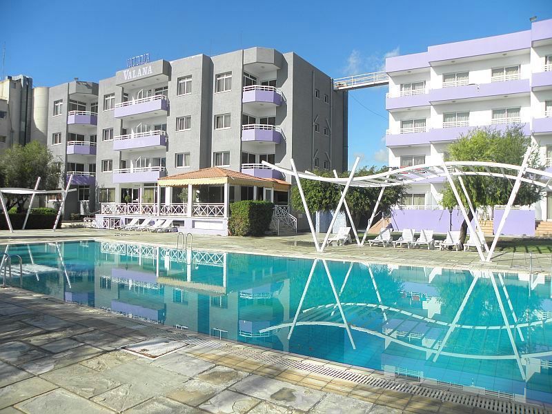 Valana Hotel Apartments Limasol Dış mekan fotoğraf