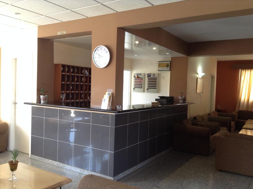 Valana Hotel Apartments Limasol Dış mekan fotoğraf