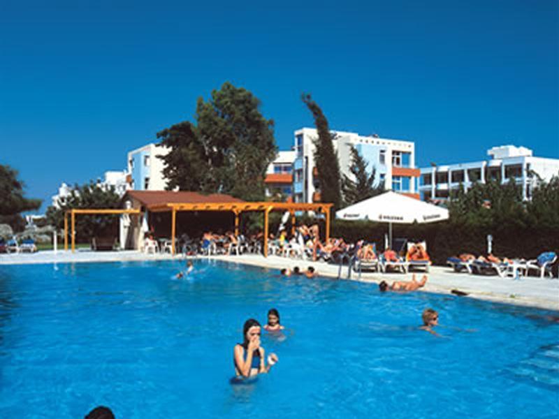 Valana Hotel Apartments Limasol Dış mekan fotoğraf